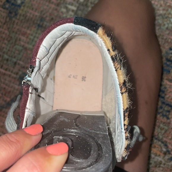 Gorgeous, brand new Golden Goose “Slide” sneakers - Size 36 - Picture 5 of 6